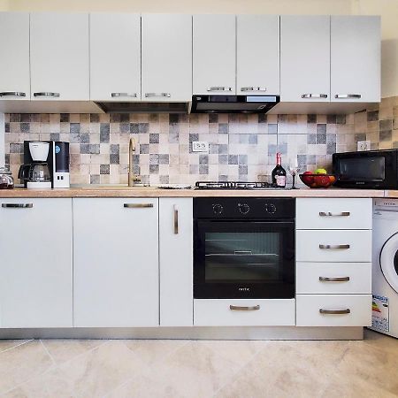 Smarald Apartament Iulius Mall Ιάσιο Εξωτερικό φωτογραφία
